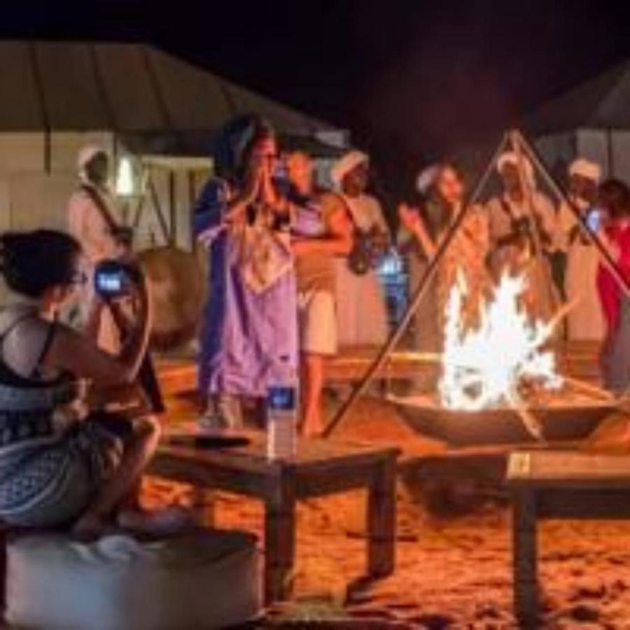 Fabulous Luxury Camp Hotel Merzouga Exterior foto
