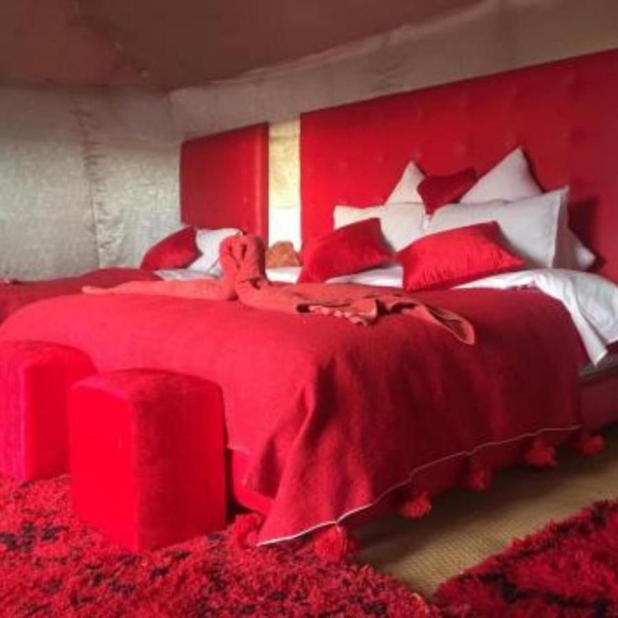 Fabulous Luxury Camp Hotel Merzouga Exterior foto